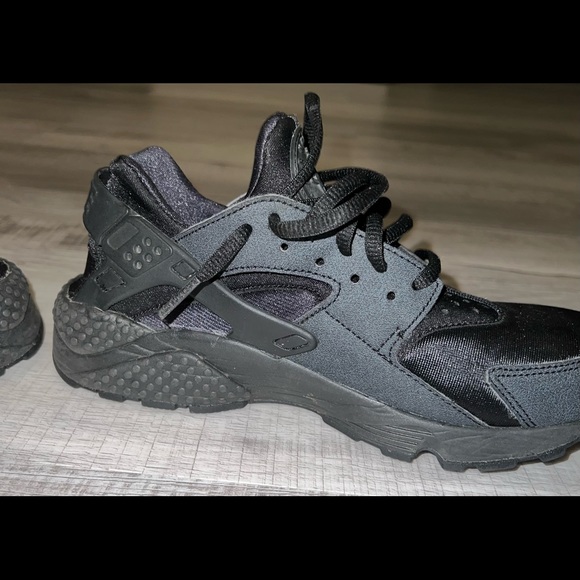 Nike Huraches - Picture 5 of 9